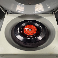 Eppendorf 5418 Centrifuge image 0